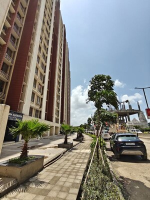  Shop – Exterior View View at Dosti Greater Thane, Kalher - for Rent