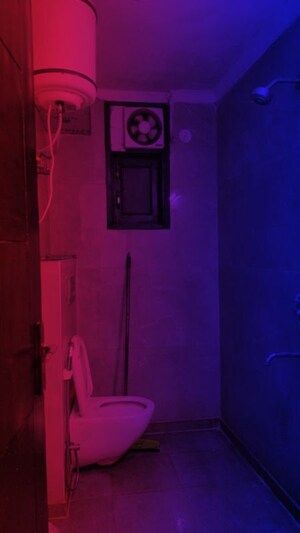 Bathroom in 1 BHK Builder Floor at Saket – for Rent
