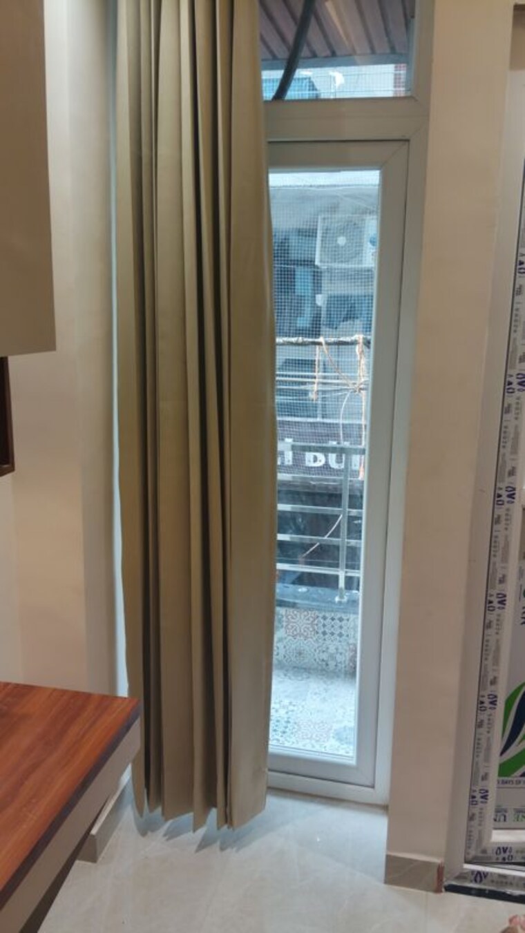 undefined, pochanpur colony 3 Bedroom 1050 Sq.Ft. Builder Floor In Pochanpur Colony Delhi 10661365