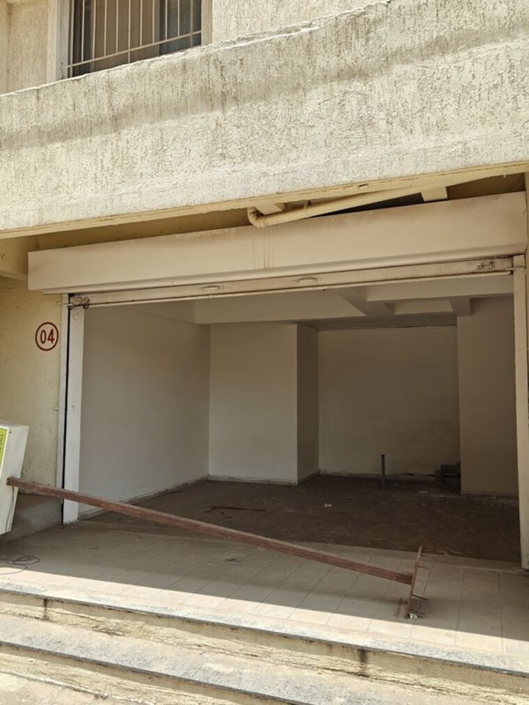 Room, dosti-greater-thane Commercial Shop 213 Sq.Ft. In Kalher Thane 10661355