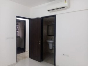 Room in 3 BHK Apartment at Lodha Splendora, Ghodbunder Road – for Sale