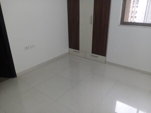 Room in 3 BHK Apartment at Lodha Splendora, Ghodbunder Road – for Sale