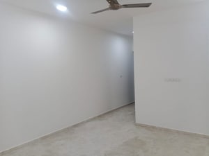 Room in 3 BHK Apartment at Lodha Splendora, Ghodbunder Road – for Sale