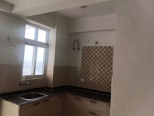 Kitchen in 3.5 BHK Apartment at Sector 76 – for Rent