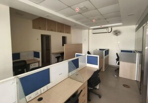  Office Space For Rent in Floral Deck Plaza, Andheri East