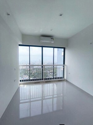 Room in 2 BHK Apartment at Dynamix Divum, Malad East – for Rent