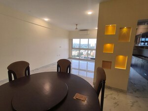 2 BHK Apartment For Rent in Raheja Ridgewood, Goregaon East