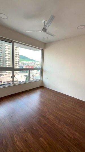 Room in 2 BHK Apartment at Group Satellite Elegance, Goregaon East – for Rent