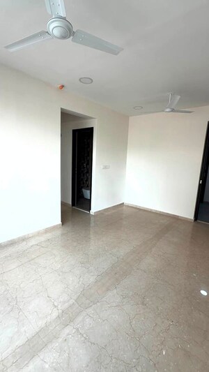 Room in 2 BHK Apartment at Group Satellite Elegance, Goregaon East – for Rent