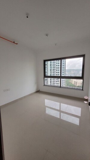 Room in 2 BHK Apartment at Raymond Ten X Habitat, Pokhran Road No Two – for Rent