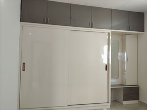 Room in 2 BHK Apartment at Candeur 40, Miyapur – for Rent