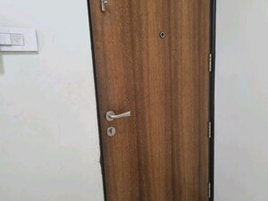 Furnished Amenities in 2 BHK Apartment at Raheja Ridgewood, Goregaon East – for Rent