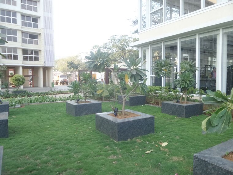 Garden, raheja-ridgewood 2 Bedroom 622 Sq.Ft. Apartment In Goregaon East Mumbai 10661534