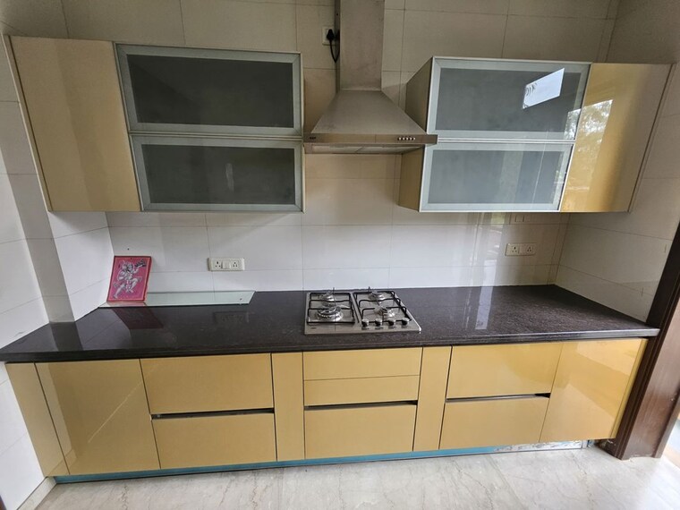 undefined, silverglades-hightown 4 Bedroom 2200 Sq.Ft. Builder Floor In Sushant Lok I Gurgaon 10661560
