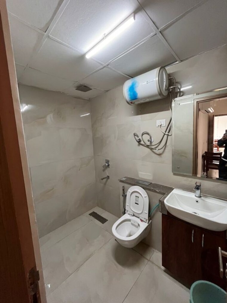 Bathroom, m3m-sky-city 3 Bedroom 1828 Sq.Ft. Apartment In Sector 65 Gurgaon 10661566