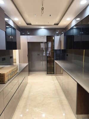 Kitchen in 3 BHK Builder Floor at Dlf Cyber City – for Sale