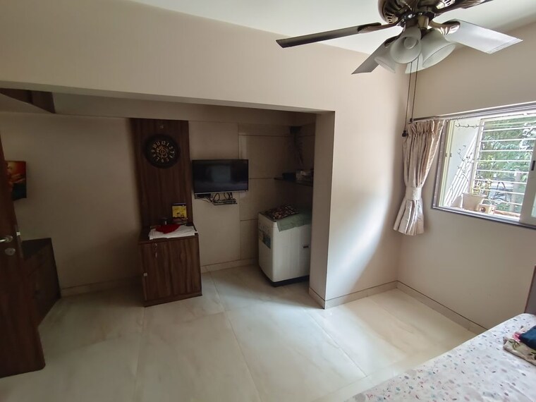 Living Room, mahindra-lifespaces-le-mirage 3.5 Bedroom 1700 Sq.Ft. Apartment In Sangamvadi Pune 10661512