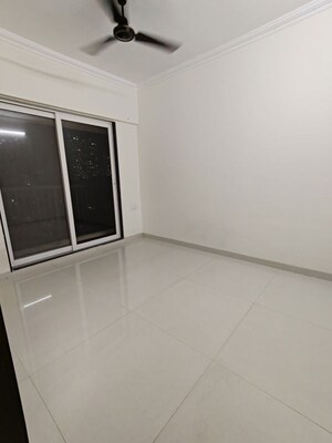 Room in 1 BHK Apartment at Raunak Residency Thane, Pokhran Road No One – for Rent