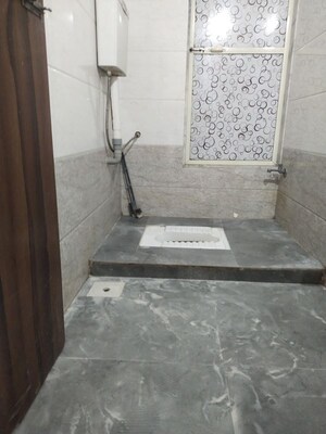 Bathroom in 2 BHK Apartment at Dosti Heritage, Karanjade – for Rent