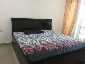 3.5 BHK Apartment For Rent in Gaur City 6th Avenue, Sector 4 Greater Noida