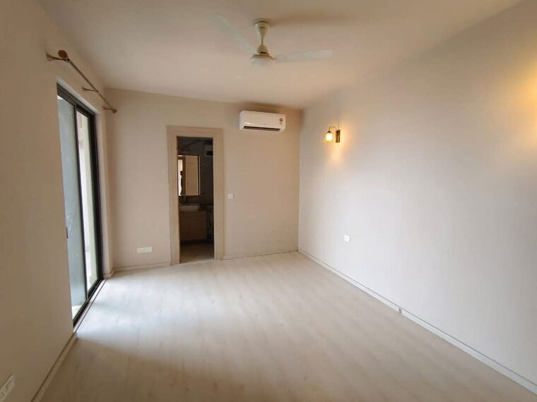 Room, m3m-heights 2 Bedroom 1261 Sq.Ft. Apartment In Sector 65 Gurgaon 10661620