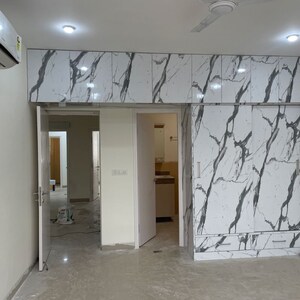 Room in 3.5 BHK Apartment at Emaar Emerald Floors Premier, Sector 65 – for Rent