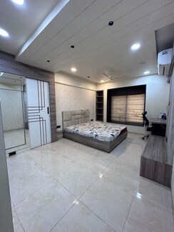 2 BHK +Apartment For Rent in Amanora Future Towers