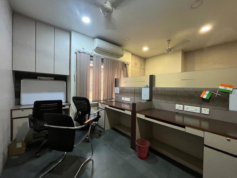 Team Area, six mile Commercial Office Space 1000 Sq.Ft. In Six Mile Guwahati 10661542