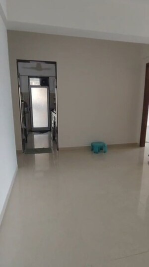 Living Room in 2.5 BHK Apartment at Chembur – for Rent