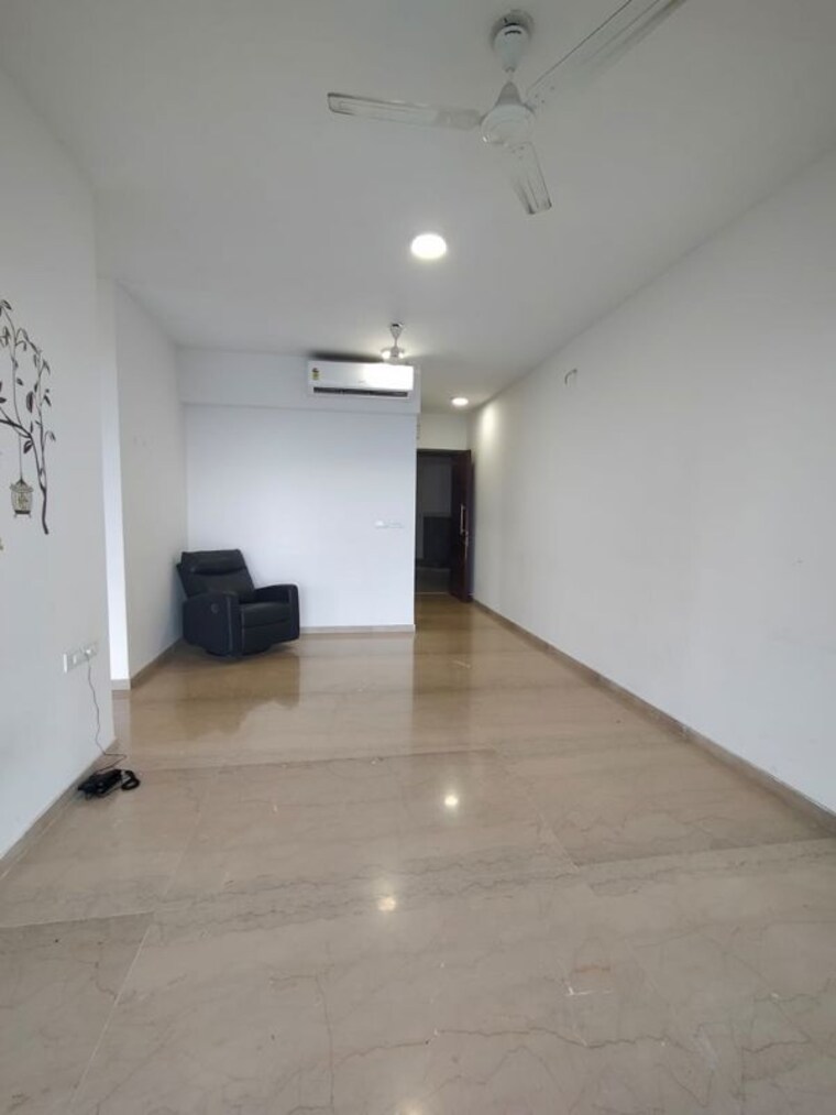Room, l-t-crescent-bay-t2 2 Bedroom 900 Sq.Ft. Apartment In Parel Mumbai 10661642