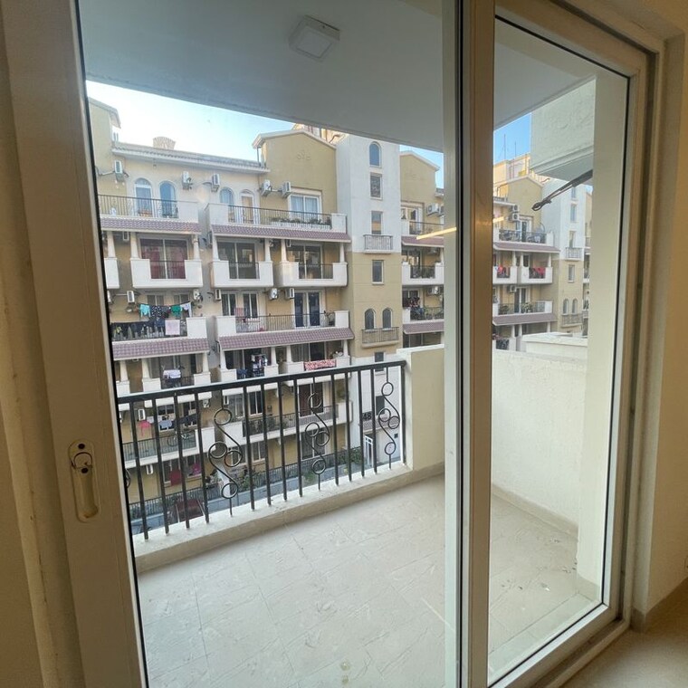Room, emaar-emerald-floors-premier 3.5 Bedroom 1650 Sq.Ft. Apartment In Sector 65 Gurgaon 10661655