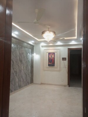 Room in  Builder Floor at Bhagwati Apartments Noida, Sector 73 – for Sale
