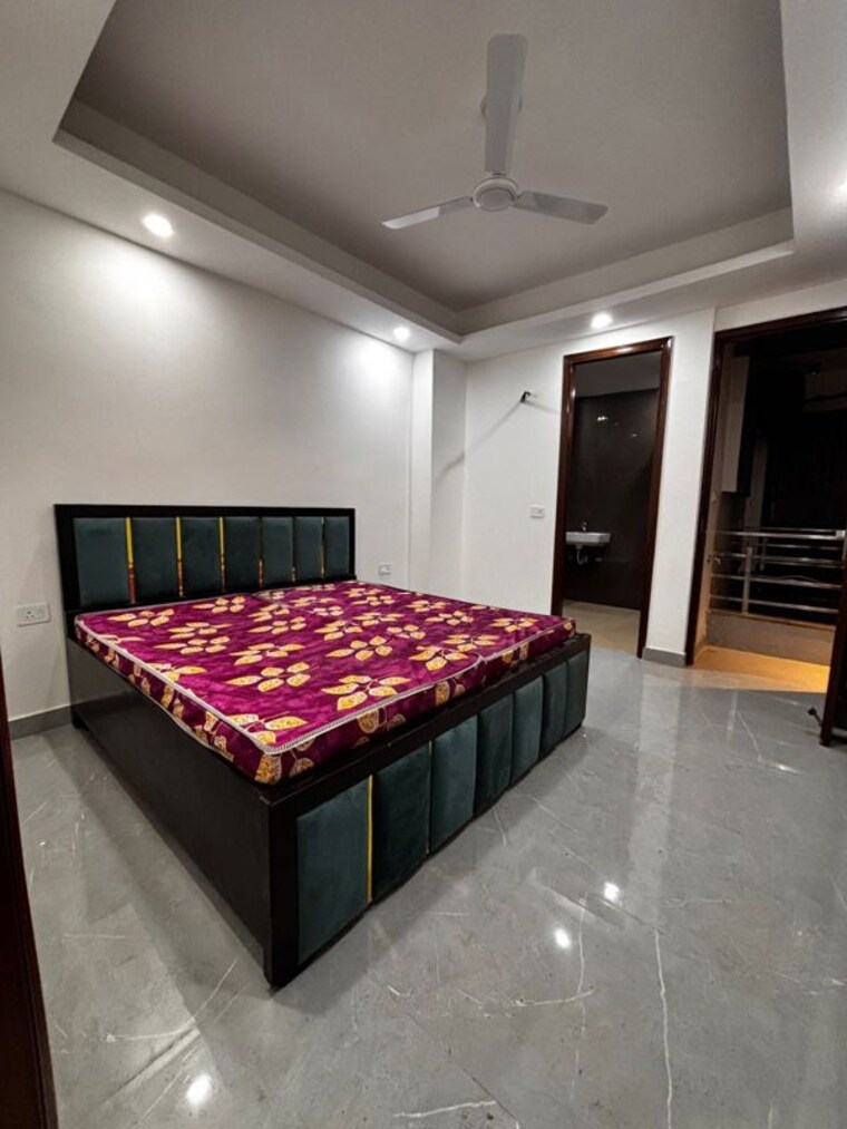 Bedroom, freedom fighters enclave 2 Bedroom 900 Sq.Ft. Builder Floor In Freedom Fighters Enclave Delhi 10661680