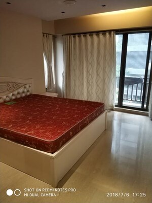 Bedroom in 4 BHK Apartment at Tiara Tower, Santacruz West – for Rent