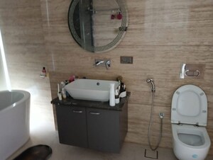 Bathroom in 3 BHK Apartment at Shantiniketan Apartments Matunga, Matunga East – for Rent