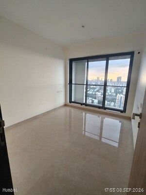 Room in 2 BHK Apartment at Dosti Eastern Bay Phase 2, Wadala – for Rent