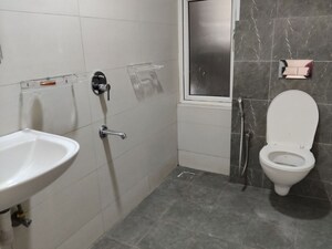Bathroom in 2.5 BHK Apartment at Candeur 40, Miyapur – for Rent