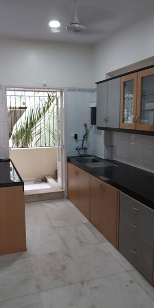 Kitchen in 3 BHK Apartment at Villa Rosa Apartment, Bandra West – for Rent