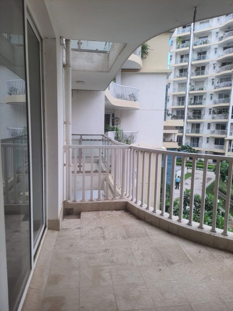 Balcony, emaar-mgf-garden-terraces 4 Bedroom 2410 Sq.Ft. Apartment In Sector 66 Gurgaon 10661738