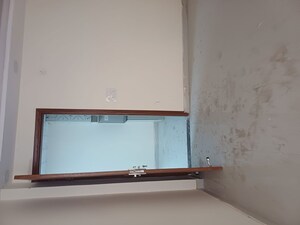 Room in 3.5 BHK Builder Floor at Molarband – for Sale