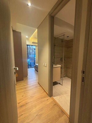 Room in 3.5 BHK Apartment at Gurukul CHS Matunga, Matunga East – for Rent