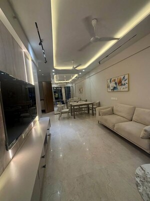 Staircase in 3.5 BHK Apartment at Gurukul CHS Matunga, Matunga East – for Rent
