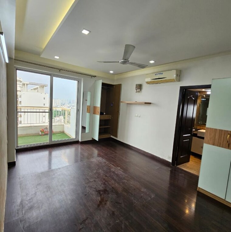 Living Room, bptp-park-prime 2.5 Bedroom 1450 Sq.Ft. Apartment In Sector 66 Gurgaon 10661749