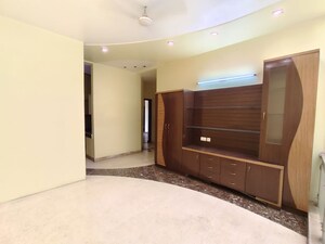 2 BHK Independent House For Rent in Sector 51