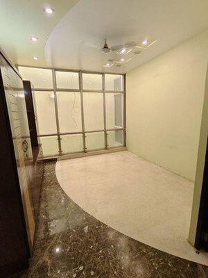 Room in 2 BHK Independent House at Sector 51 – for Rent