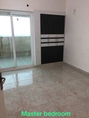 Room in 3 BHK Apartment at Gaurs Siddhartham, Siddharth Vihar – for Sale