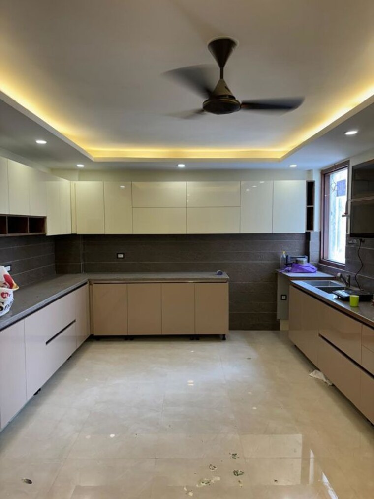 Kitchen, dlf city phase 3 4 Bedroom 3200 Sq.Ft. Builder Floor In Dlf City Phase 3 Gurgaon 10661792
