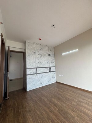 Room in 2 BHK Apartment at Signature Global City 92, Sector 92 – for Rent
