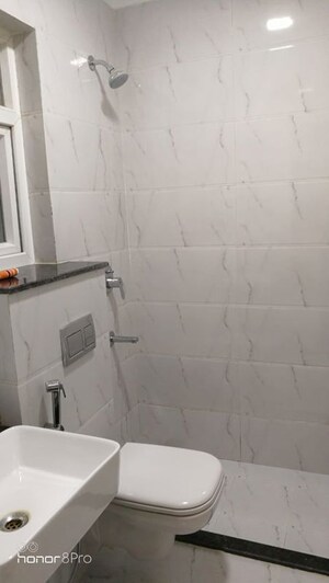 Bathroom in 4 BHK Apartment at Emaar Emerald Floors Premier, Sector 65 – for Rent