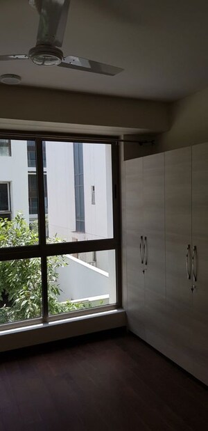 Room in 2 BHK Apartment at Emaar Digi Homes, Sector 62 – for Rent
